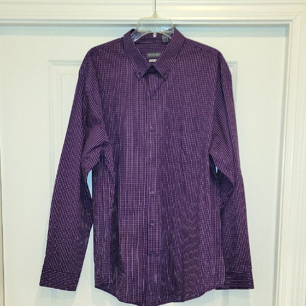 Van Heusen Men's Button Down